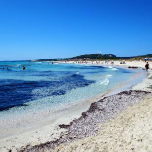 Playa de Son Bou en Menorca